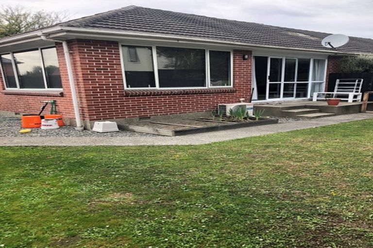 Photo of property in 1/69a Mandeville Street, Riccarton, Christchurch, 8011
