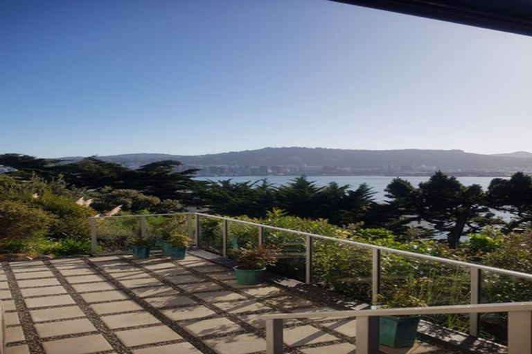 Photo of property in 9u2 Wilkinson Street, Oriental Bay, Wellington, 6011