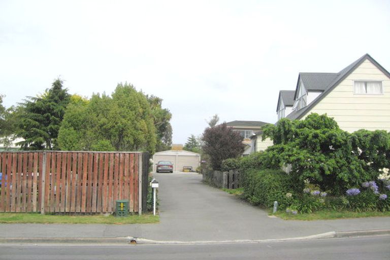 Photo of property in 2/5 Frome Place, St Albans, Christchurch, 8052