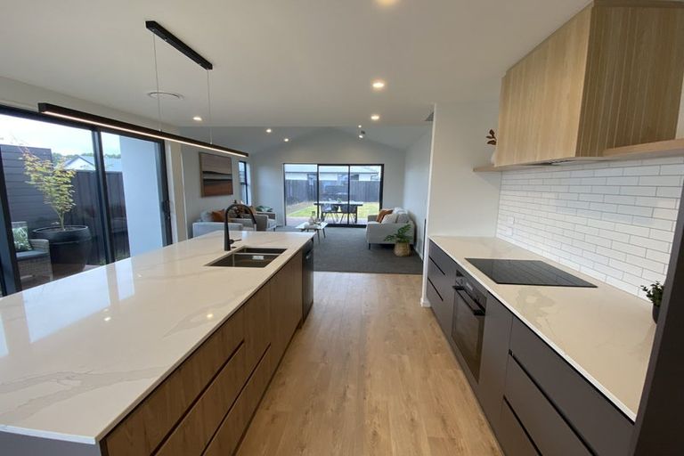 Photo of property in 96 Stationmasters Way, Prebbleton, 7604