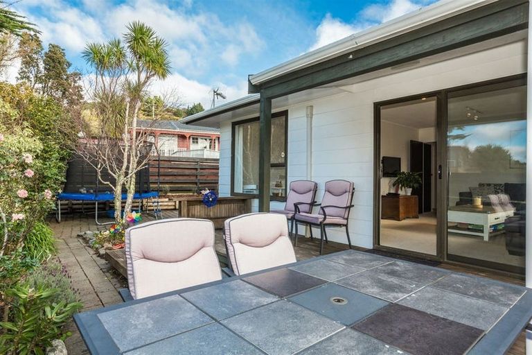 Photo of property in 32a Transom Close, Whitby, Porirua, 5024