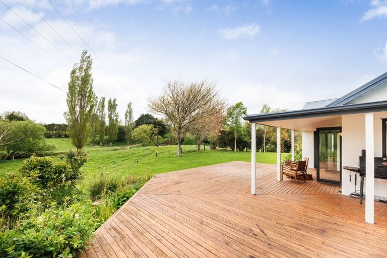 Photo of property in 31 Kahuterawa Road, Linton, Palmerston North, 4472