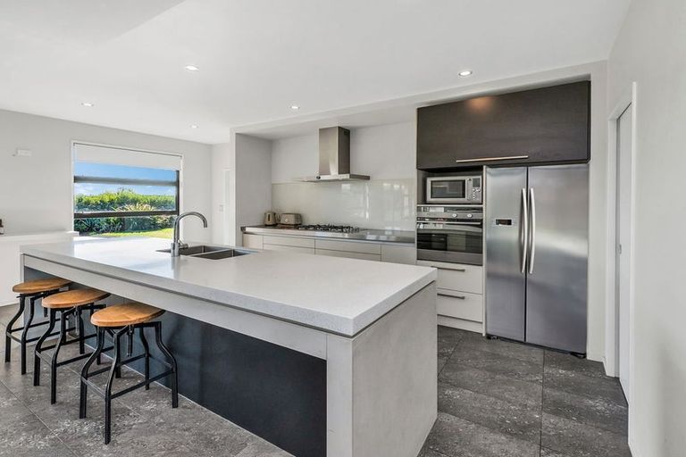 Photo of property in 74 Crozier Drive, Kirwee, Darfield, 7571