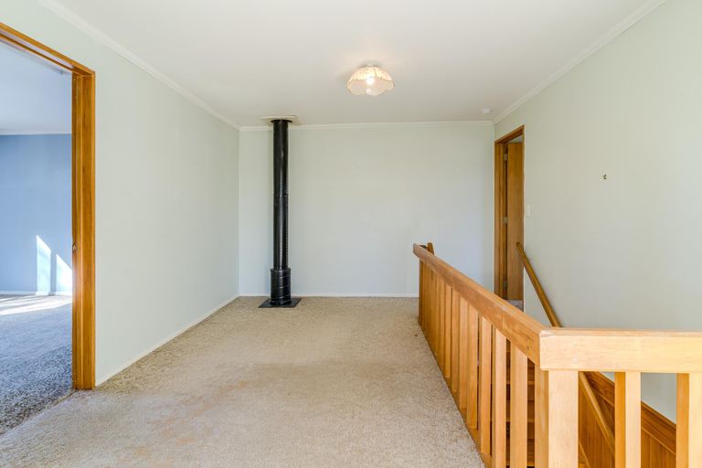 Photo of property in 33 Braemar Place, Twizel, 7901