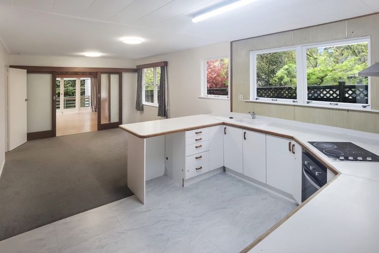 Photo of property in 31 Lowtherhurst Road, Massey, Auckland, 0614
