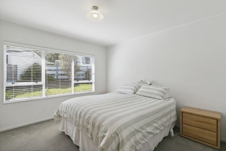 Photo of property in 94 Montgomery Avenue, Karori, Wellington, 6012