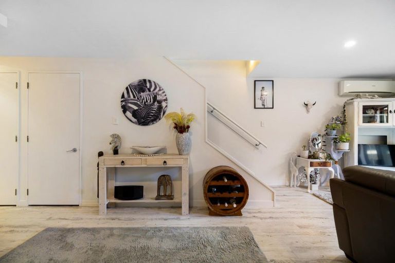 Photo of property in 2/1062 Frankton Road, Frankton, Queenstown, 9300