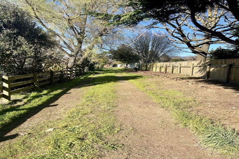 Photo of property in 47 Kebbell Terrace, Ohau, Levin, 5570