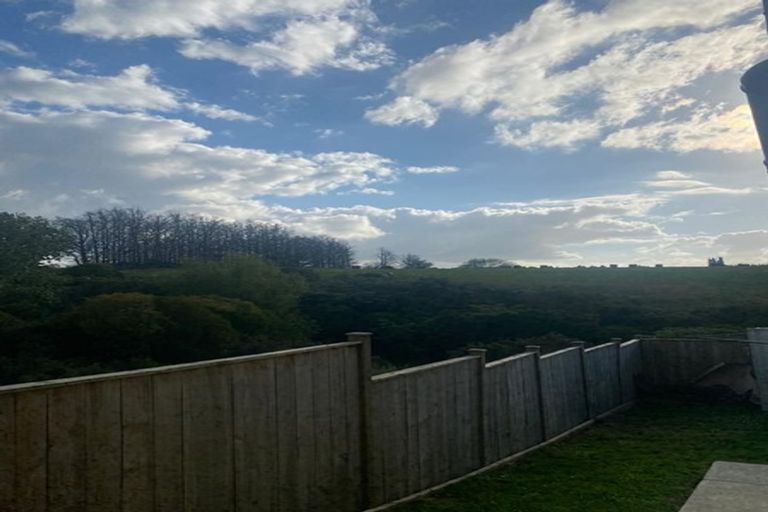 Photo of property in 35 Lisnoble Road, Flat Bush, Auckland, 2019