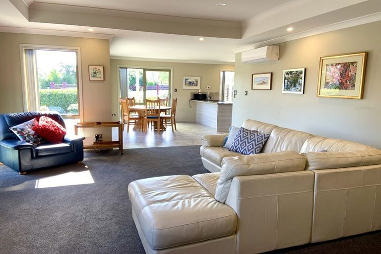 Photo of property in 17 Birchs Road, Prebbleton, 7604