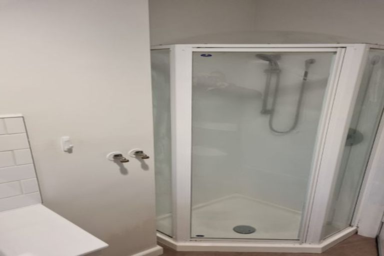 Photo of property in 2 Caprera Street, Melrose, Wellington, 6023