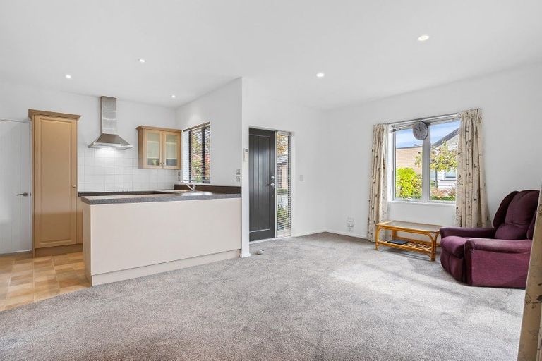 Photo of property in Yaldhurst Courts, 3/372 Yaldhurst Road, Russley, Christchurch, 8042