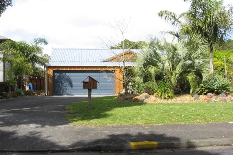 Photo of property in 43 Pohutukawa Road, Whenuapai, Auckland, 0618