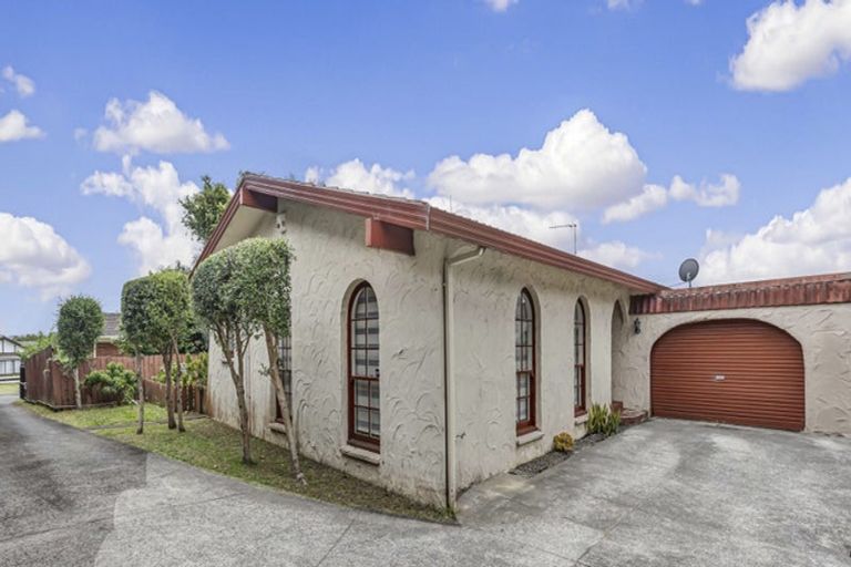 Photo of property in 1/7 Kentigern Close, Pakuranga, Auckland, 2010