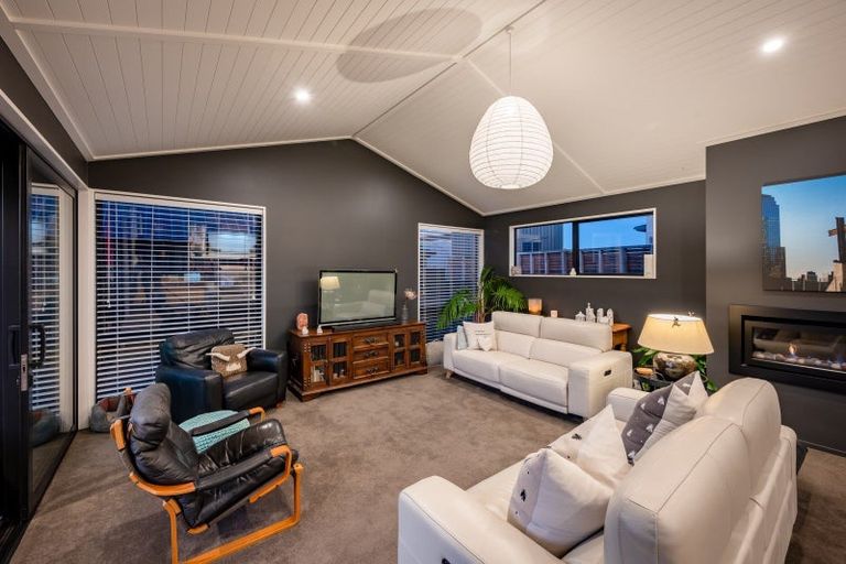 Photo of property in 42b Farrant Drive, Wanaka, 9305