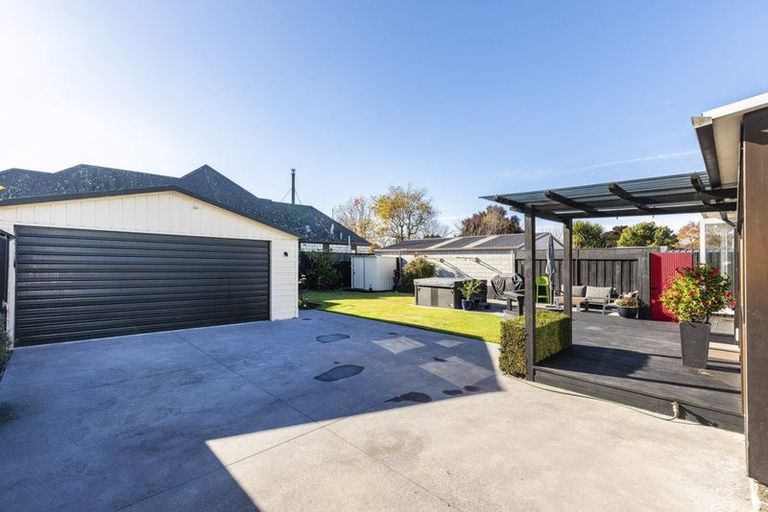 Photo of property in 53 Woolley Street, Avondale, Christchurch, 8061