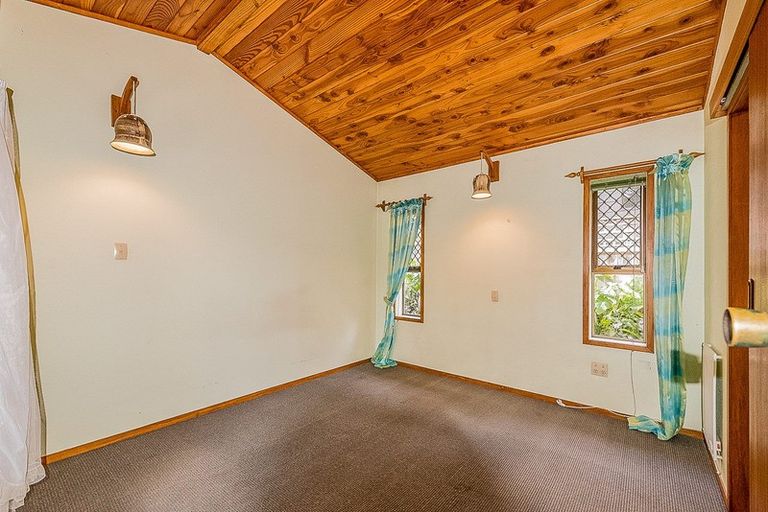 Photo of property in 3 Hebe Place, Birkenhead, Auckland, 0626