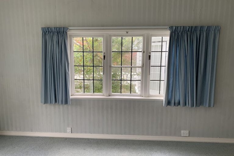 Photo of property in 1 Marama Terrace, Eastbourne, Lower Hutt, 5013