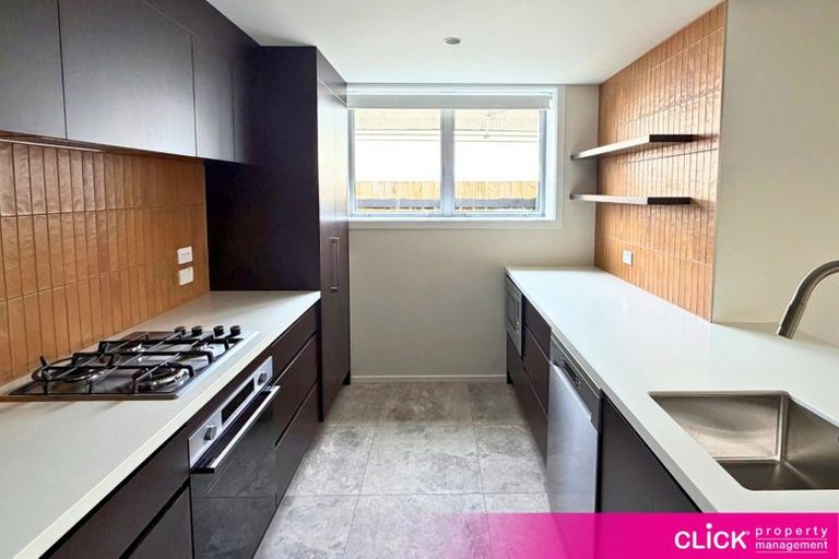 Photo of property in 33 Melbourne Street, South Dunedin, Dunedin, 9012