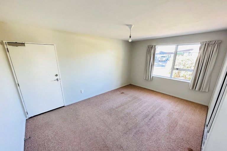 Photo of property in 2 Guildford Street, Burnside, Christchurch, 8053