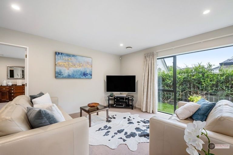 Photo of property in 96 Pretoria Street, Hutt Central, Lower Hutt, 5010