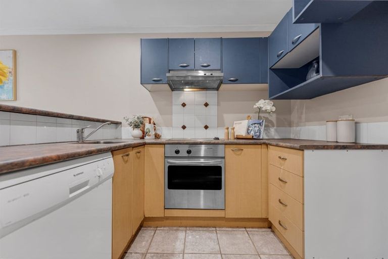 Photo of property in 24 Chapel Road, Flat Bush, Auckland, 2019