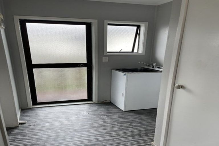 Photo of property in 7 Riserra Drive, Ranui, Auckland, 0612