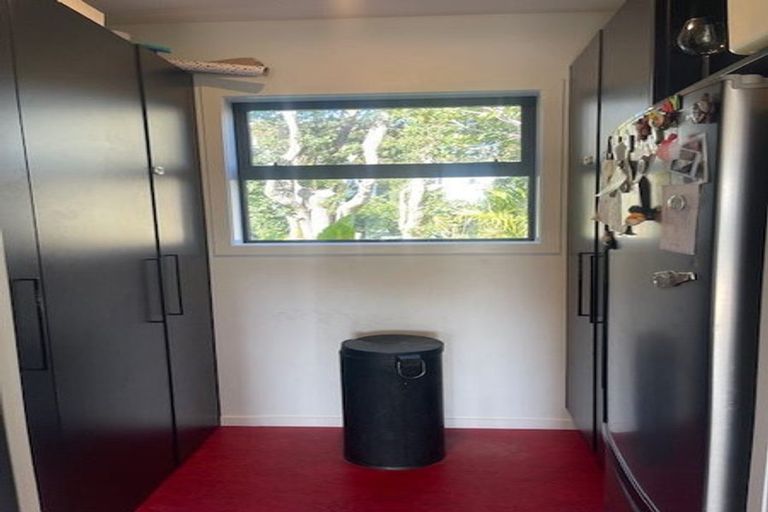 Photo of property in 31 Cavendish Square, Strathmore Park, Wellington, 6022