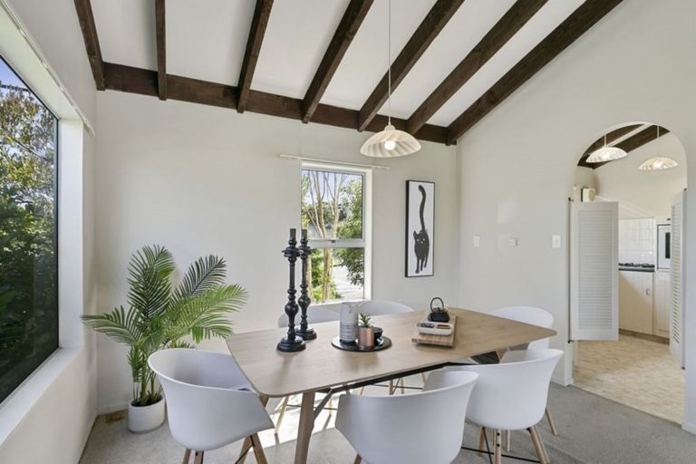 Photo of property in 21 Vera Street, Karori, Wellington, 6012