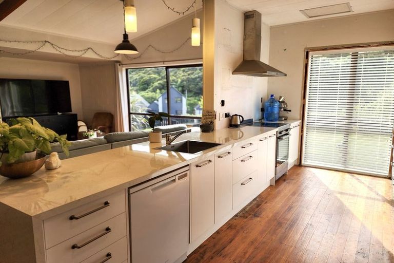 Photo of property in 32 Power Road, Karoro, Greymouth, 7805