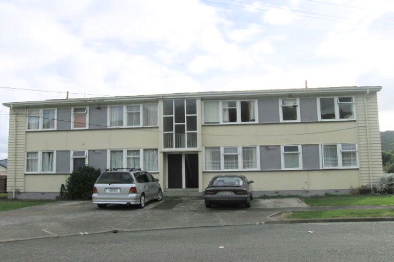 Photo of property in 13 Waldie Grove, Avalon, Lower Hutt, 5011