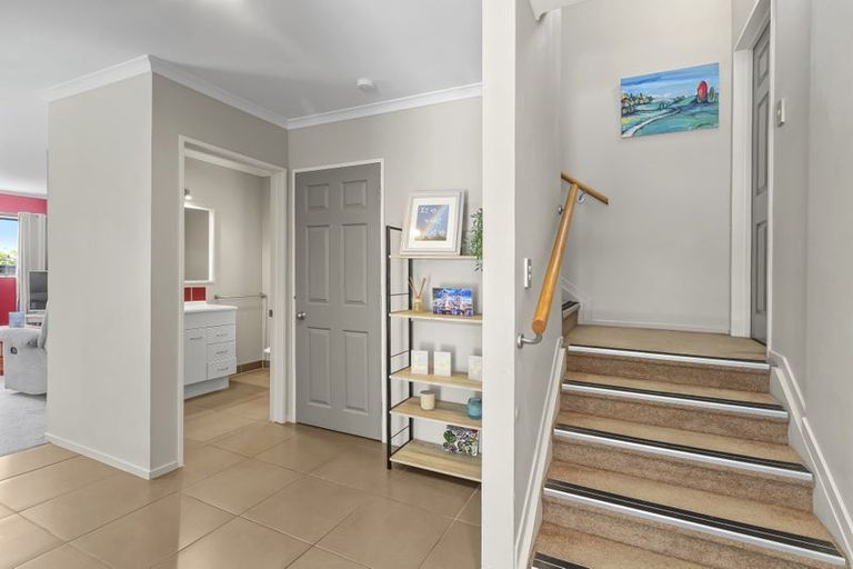Photo of property in 1/271 Sturges Road, Henderson, Auckland, 0612