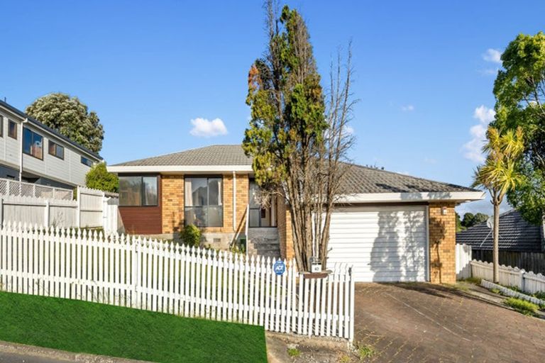 Photo of property in 40 Pigeon Mountain Road, Half Moon Bay, Auckland, 2012