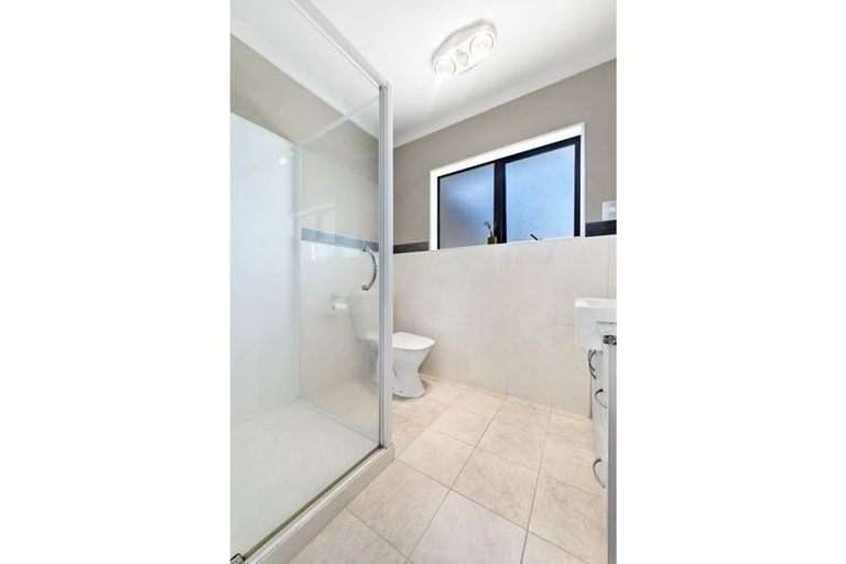 Photo of property in 10 Hayward Road, Papatoetoe, Auckland, 2025