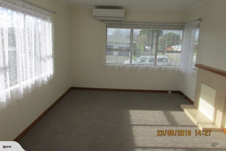Photo of property in 8a Ford Avenue, Te Kamo, Kamo, 0112