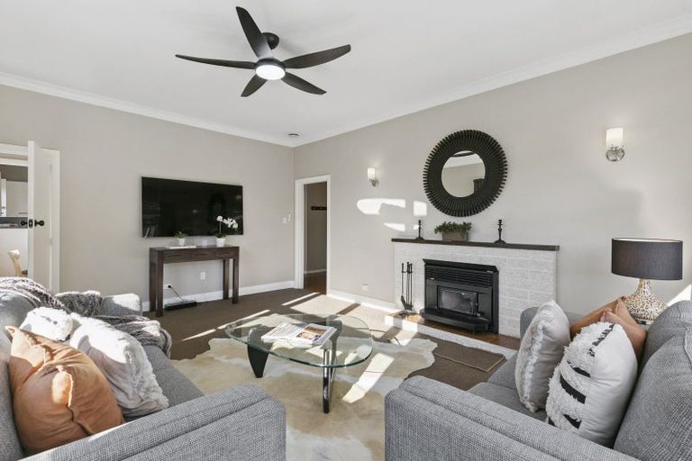 Photo of property in 14 Cecil Road, Tawa, Wellington, 5028