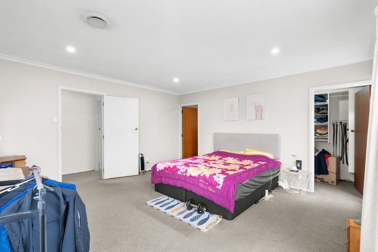 Photo of property in 8 Kirkdale Place, Avonhead, Christchurch, 8042