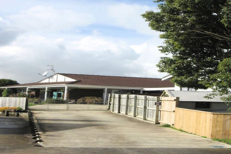 Photo of property in 39 Barnhill Crescent, Pahurehure, Papakura, 2113