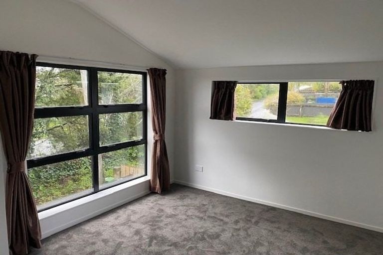 Photo of property in 1/60 Triangle Road, Massey, Auckland, 0614