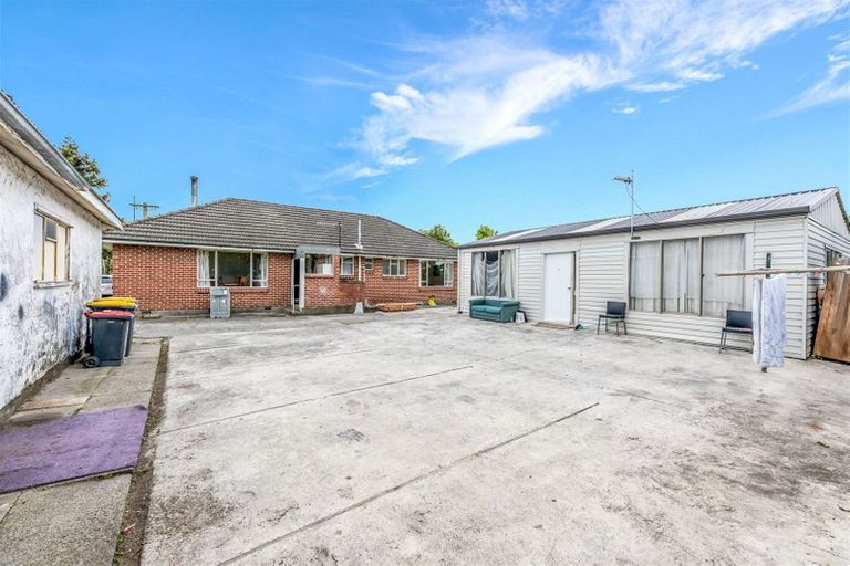Photo of property in 6 Awatea Road, Hornby, Christchurch, 8042