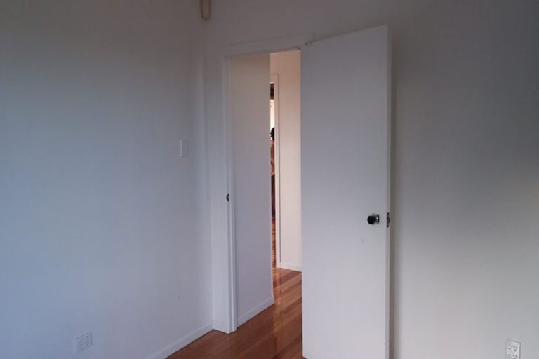 Photo of property in 50 Strid Road, Te Atatu South, Auckland, 0610