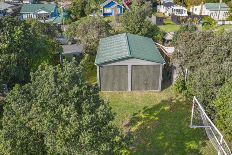 Photo of property in 105 Rua Avenue, Waitarere Beach, Levin, 5510