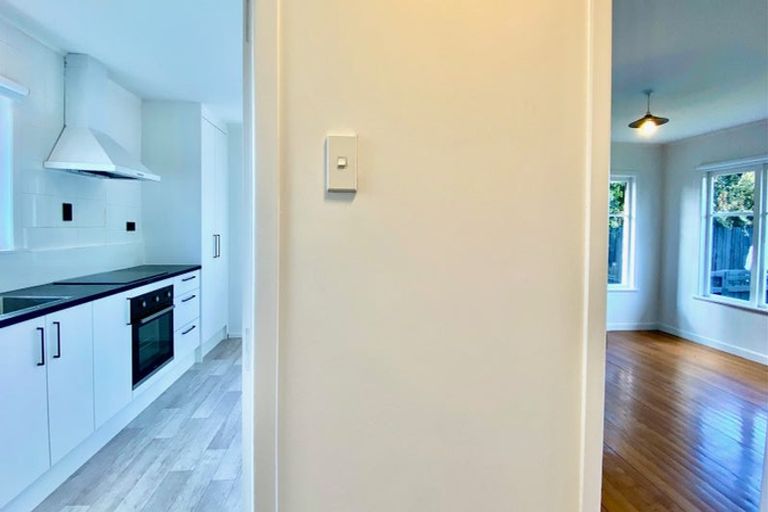 Photo of property in 626 Te Atatu Road, Te Atatu Peninsula, Auckland, 0610