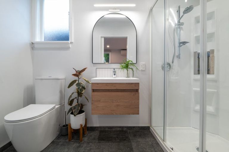 Photo of property in 180 Grahams Road, Burnside, Christchurch, 8053