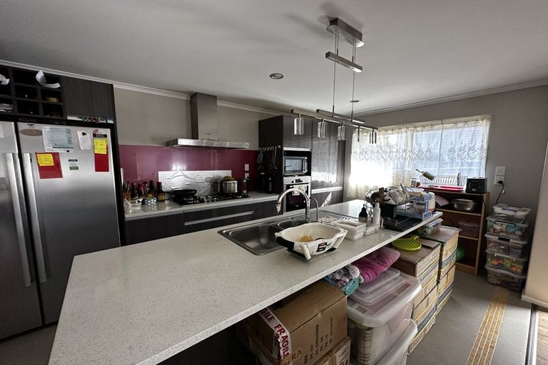 Photo of property in 23 Hindmarsh Street, Henderson, Auckland, 0612