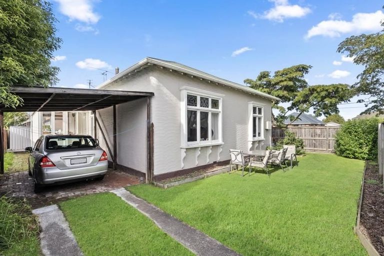Photo of property in 102 Simeon Street, Spreydon, Christchurch, 8024