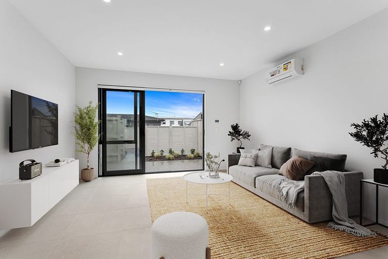 Photo of property in 108 Te Napi Drive, Takanini, Auckland, 2112