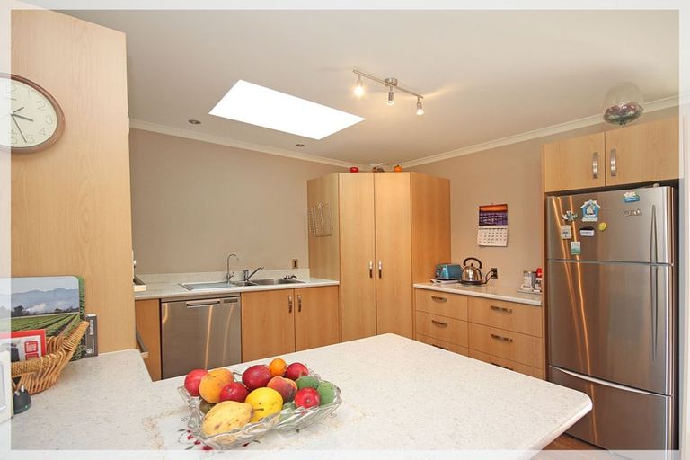 Photo of property in 8 Teppett Place, Foxton Beach, Foxton, 4815