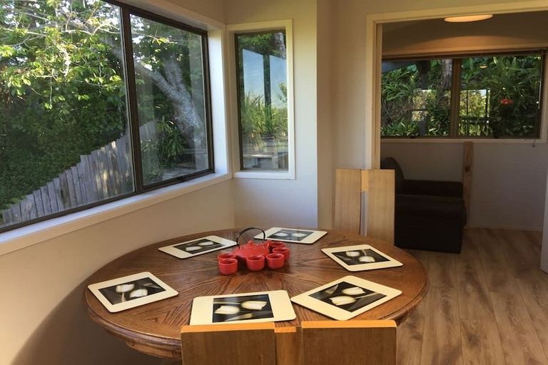 Photo of property in 84 Ayton Drive, Totara Vale, Auckland, 0629