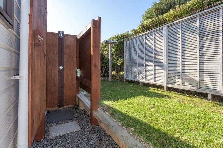 Photo of property in 12a Whiritoa Beach Road, Whiritoa, Whangamata, 3691